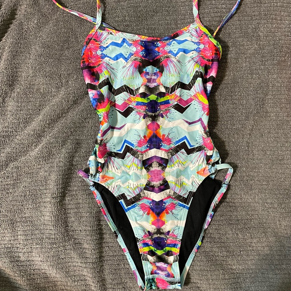 Jolyn original nico 2 one piece in retired print
